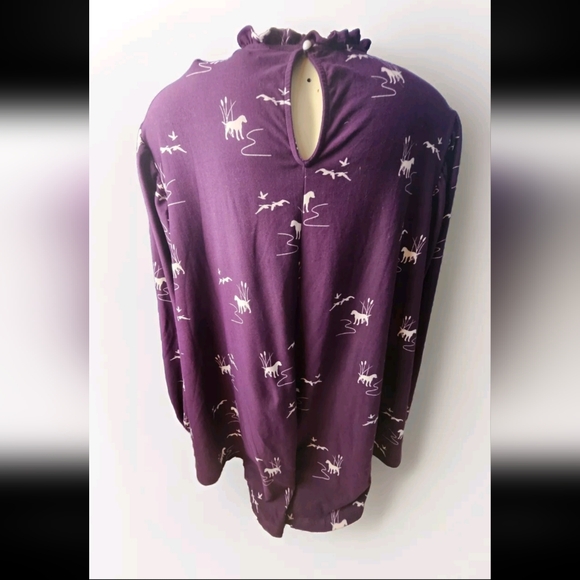 Lularoe Clara Eggplant Purple Womens Top with Dogs, Ducks, & Cattails NWT Size L - Picture 3 of 7